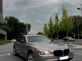 BMW 7 Series foto 1