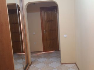 Apartament cu 2 camere, 10 m², Sculeni, Chișinău foto 3