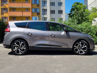 Renault Grand Scenic foto 2