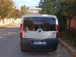 Opel Combo foto 2