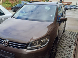 Volkswagen Touran foto 4