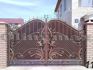 Copertine, porți, balustrade, garduri,  gratii , uși metalice și alte confecții din fier forjat. foto 8
