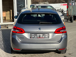 Peugeot 308 foto 3