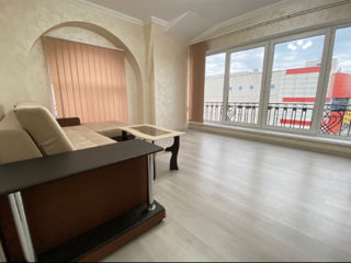 Apartament cu 3 camere, 80 m², Centru, Chișinău foto 4