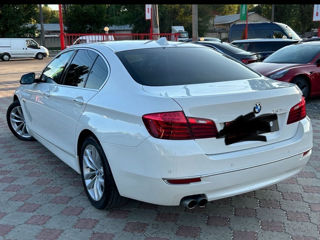 BMW 5 Series foto 2