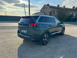 Peugeot 5008 foto 2