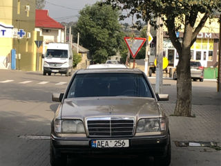 Mercedes E-Class foto 10