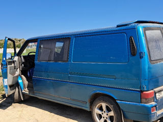 Volkswagen Transporter foto 4