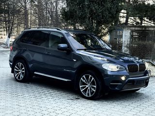 BMW X5 foto 1