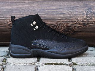 Nike Air Jordan 12 foto 1