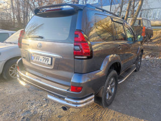 Toyota Land Cruiser Prado foto 3