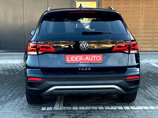 Volkswagen Taos foto 5