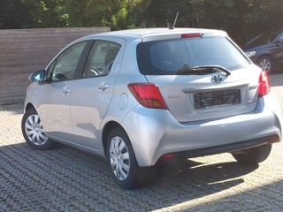 Toyota Yaris foto 4