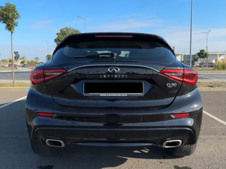 Infiniti Q30 foto 5