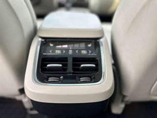 Volvo XC90 foto 15