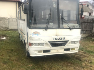 Isuzu Autocar foto 2