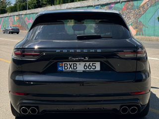 Porsche Cayenne foto 5