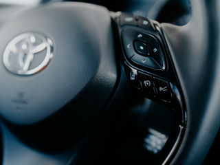 Toyota C-HR foto 15