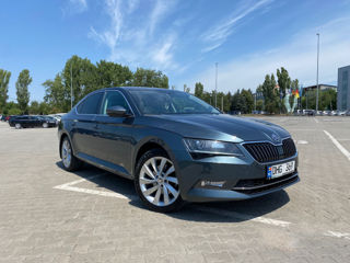 Skoda Superb foto 8