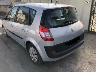 Renault Scenic foto 2