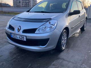 Renault Clio foto 7