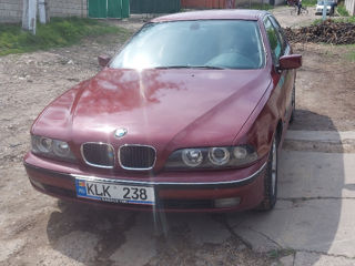 BMW 5 Series foto 5