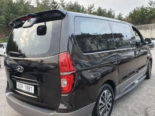 Hyundai Grand Starex foto 2