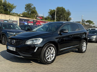 Volvo XC60 foto 1