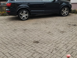 Audi Q7 foto 6