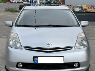 Toyota Prius foto 1