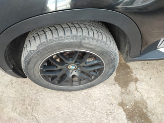 Vînd 4 cauciucuri 205/55 r 16 ieftin si 255/55 R18 foto 6