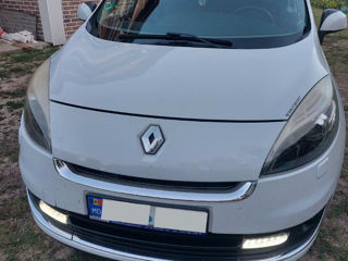 Renault Grand Scenic foto 1