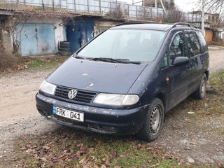 Volkswagen Sharan foto 3