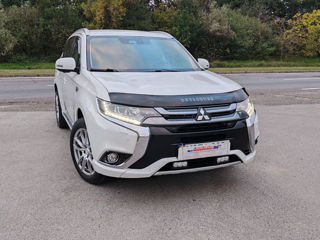 Mitsubishi Outlander foto 5