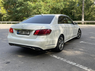 Mercedes E-Class foto 2