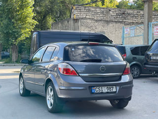 Opel Astra foto 4