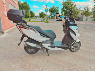 Kymco New Grand Dink 300i foto 3