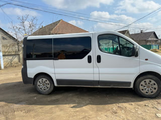 Opel Vivaro foto 7