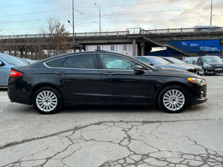 Ford Fusion foto 4