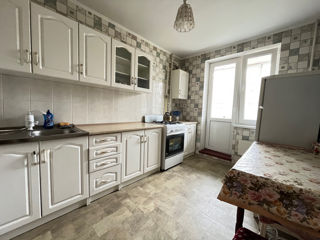 3-х комнатная квартира, 74 м², Буюканы, Кишинёв