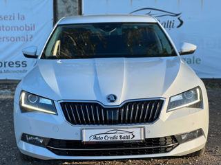 Skoda Superb foto 6