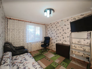 Apartament cu 2 camere, 57 m², Botanica, Chișinău foto 5