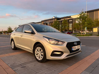 Hyundai Accent foto 3