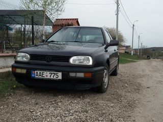 Volkswagen Golf foto 1