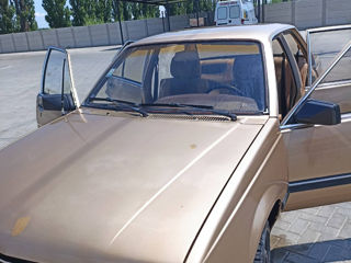 Opel Ascona foto 6