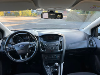 Ford Focus foto 8