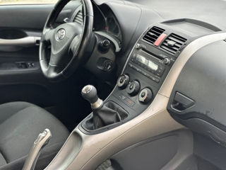 Toyota Auris foto 8