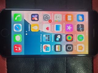 Se vinde / продам iPhone SE-2020   128GB -2500 Lei foto 2