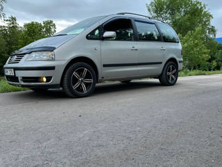 Volkswagen Sharan foto 9