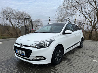 Hyundai i20 foto 8